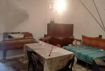 Rexer-Erice-Vendesi-appartamento-in-via-Filippo-Guarnotta-Centro-Erice-Salone