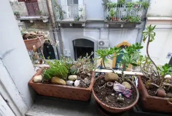 Rexer-Vasto-Piano-terra-studio-privato-soppalco-abitazione-monolocale-a-piano-primo-Terrazzo