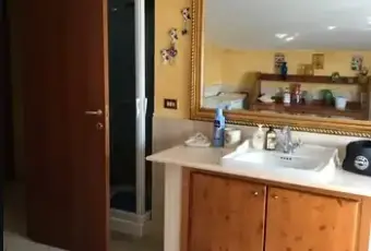 Rexer-Tuscania-Appartamento-mansardato-Bagno