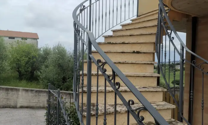 Rexer-Fermo-Appartamento-zona-residenziale-Fermo-Terrazzo