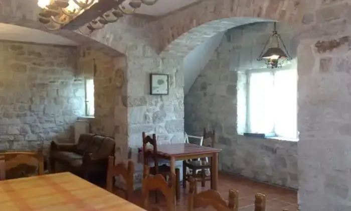 Rexer-Pontelandolfo-Vendesi-villa-a-Pontelandolfo-BN-Sala-Pranzo