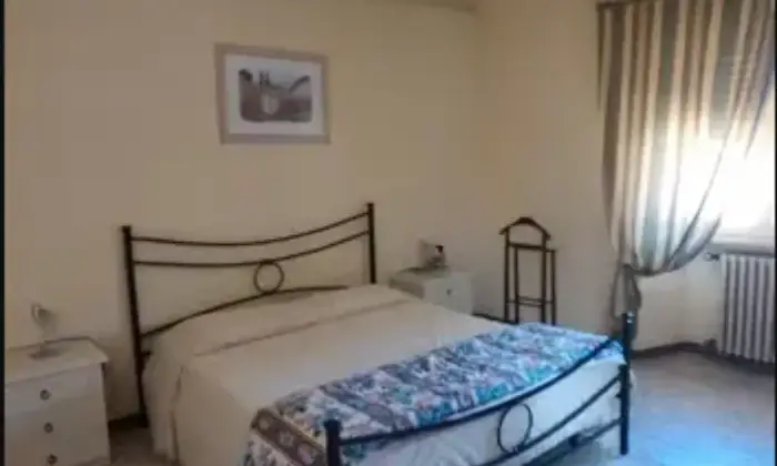 Rexer-Gualdo-Tadino-Vendesi-appartamento-a-GUALDO-TADINO-PG-CameraDaLetto