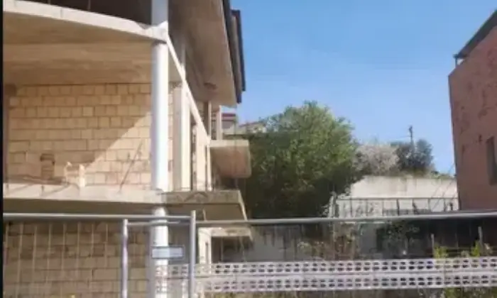 Rexer-Spoltore-Casa-singola-in-costruzione-Giardino