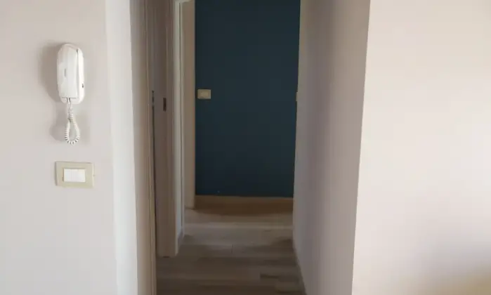 Rexer-Aci-Catena-Nuovissima-Mansarda-con-ampio-terrazzo-ben-rifinita-Altro