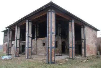 Rexer-Guastalla-Vendesi-rustico-via-Chiesa-Guastalla-Giardino