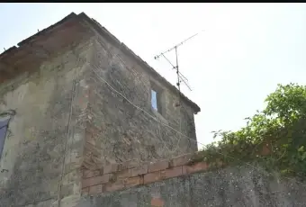 Rexer-Talamello-CasaIndipendente-in-Via-Amintore-Galli-Talamello-Giardino