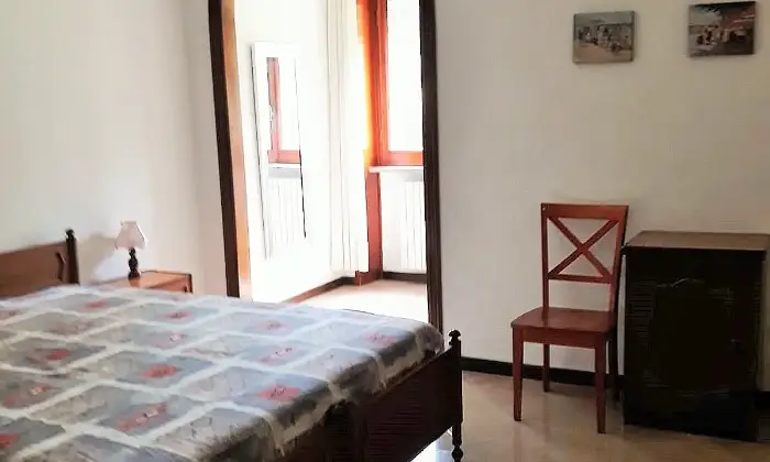 Rexer-Frosinone-AFFITTO-APPARTAMENTO-ARREDATO-in-zona-CENTRALE-CameraDaLetto