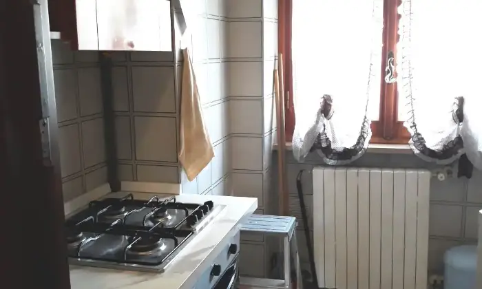 Rexer-Frosinone-AFFITTO-APPARTAMENTO-ARREDATO-in-zona-CENTRALE-Cucina