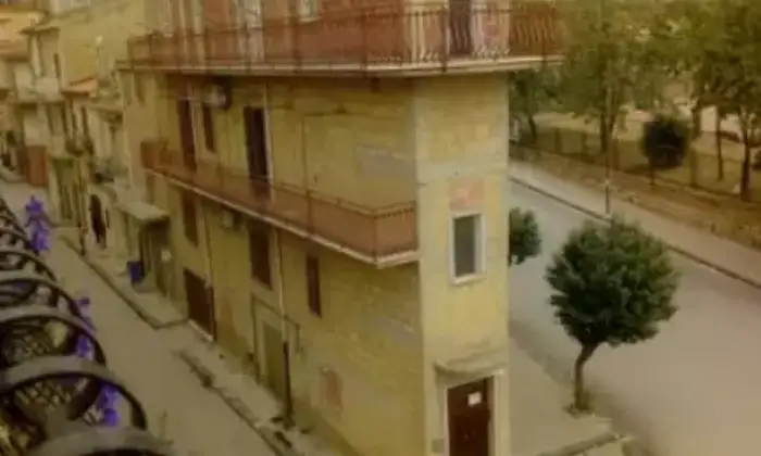 Rexer-Caltanissetta-Casa-su-pi-livelli-Terrazzo