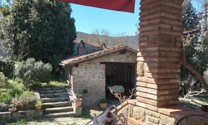 Rexer-Bucine-Colonica-ristrutturata-tra-Siena-e-Arezzo-Terrazzo