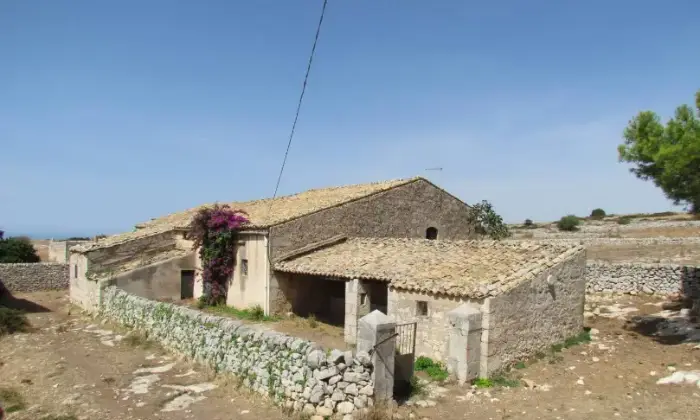 Rexer-Ragusa-Splendida-masseria-tradizionale-in-vendita-a-Ragusa-RG-Terrazzo