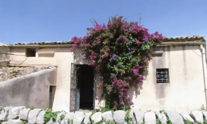 Rexer-Ragusa-Splendida-masseria-tradizionale-in-vendita-a-Ragusa-RG-Terrazzo
