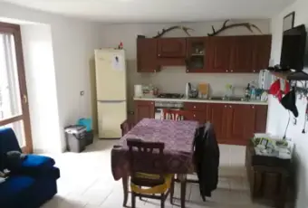 Rexer-Abbateggio-Vendesi-casa-arredata-Cucina