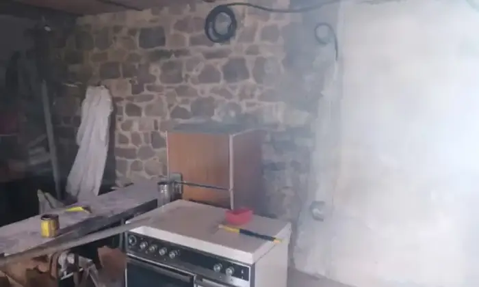 Rexer-Abbateggio-Vendesi-casa-arredata-Cucina