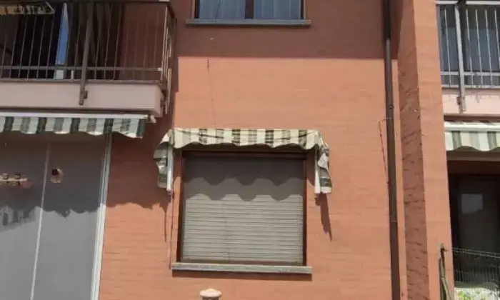 Rexer-Ciri-Villa-a-schiera-via-Paolo-Borsellino-Ciri-Terrazzo