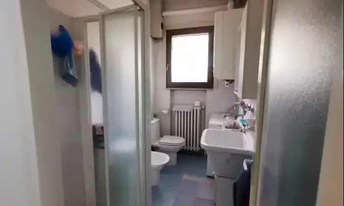Rexer-Gualtieri-Vendesi-case-adiacenti-in-via-Prati-a-Gualtieri-Bagno