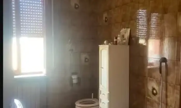 Rexer-Cortemaggiore-Appartamento-con-mansarda-in-vendita-a-Cortemaggiore-Bagno