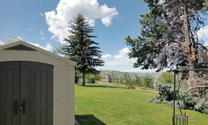 Rexer-Canelli-Villa-grande-in-vendita-sulle-colline-di-CANELLI-AT-Altro