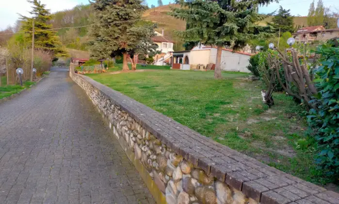 Rexer-Canelli-Villa-grande-in-vendita-sulle-colline-di-CANELLI-AT-Altro