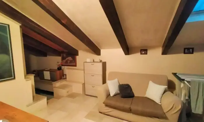 Rexer-Canelli-Villa-grande-in-vendita-sulle-colline-di-CANELLI-AT-Altro