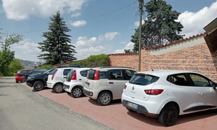 Rexer-Canelli-Villa-grande-in-vendita-sulle-colline-di-CANELLI-AT-Altro