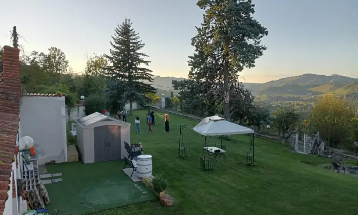 Rexer-Canelli-Villa-grande-in-vendita-sulle-colline-di-CANELLI-AT-Altro