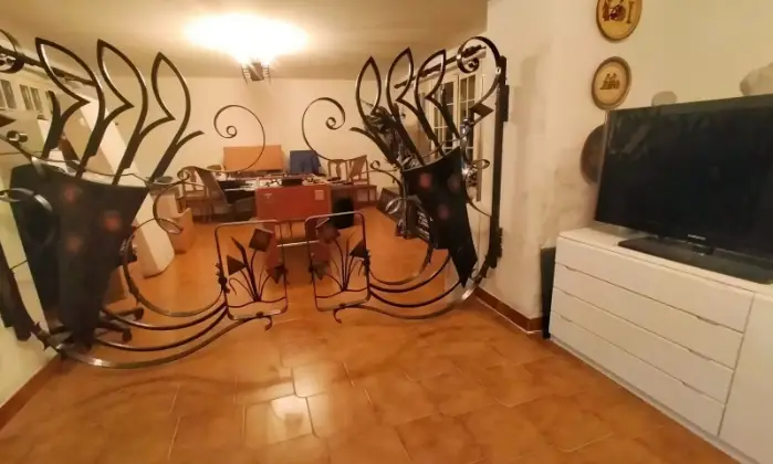 Rexer-Canelli-Villa-grande-in-vendita-sulle-colline-di-CANELLI-AT-Altro