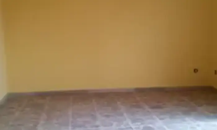 Rexer-Floridia-Vendesi-appartamento-a-Floridia-in-Piazza-Colonna-Altro