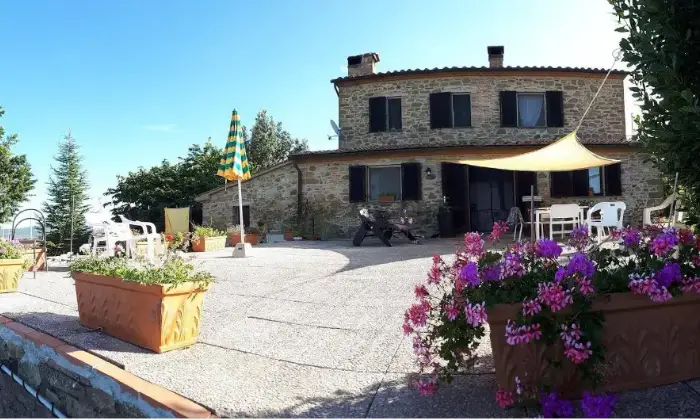 Rexer-Chianni-Casalecascina-in-vendita-in-Podere-Pratale-a-Chianni-Giardino
