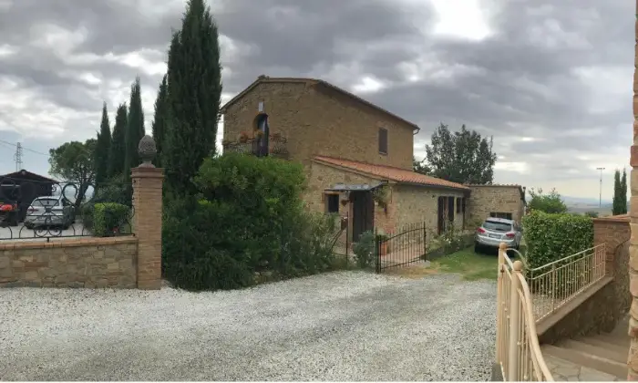 Rexer-Chianni-Casalecascina-in-vendita-in-Podere-Pratale-a-Chianni-Terrazzo