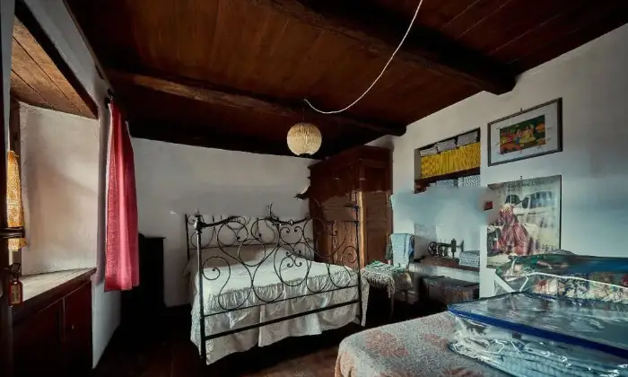 Rexer-Aurano-Vendesi-Baita-via-Intra-Centro-Aurano-CameraDaLetto