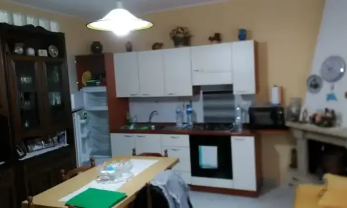 Rexer-Pietracatella-Casa-indipendente-in-via-Largo-della-Croce-a-Pietracatella-CB-Cucina