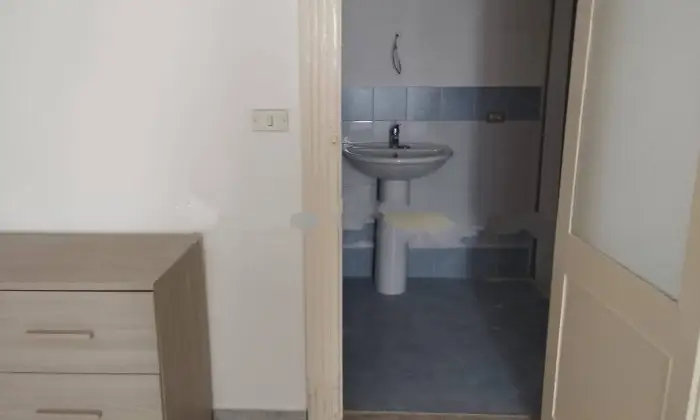 Rexer-Centuripe-Trilocale-via-Guglielmo-Oberdan-Centuripe-Bagno