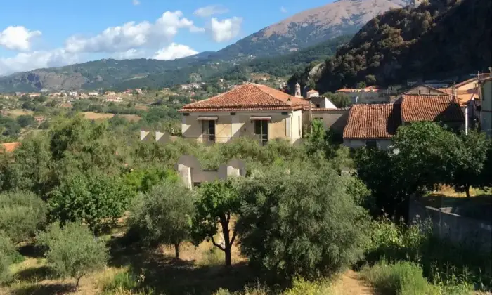 Rexer-Lauria-Vendesi-Casale-Strada-Provinciale-della-Melara-Centro-Lauria-Terrazzo