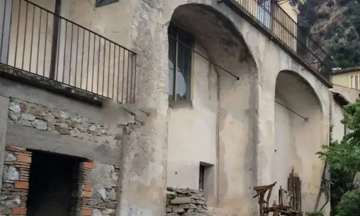 Rexer-Lauria-Vendesi-Casale-Strada-Provinciale-della-Melara-Centro-Lauria-Terrazzo