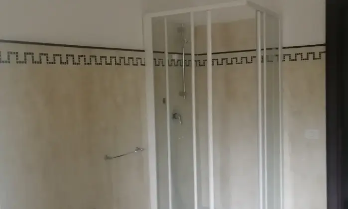 Rexer-Crotone-Splendido-e-luminoso-appartamento-Bagno