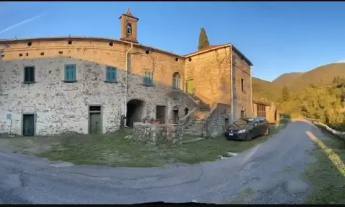 Rexer-Pontremoli-Casale-immerso-nella-natura-a-localit-Barcola-Pontremoli-Giardino