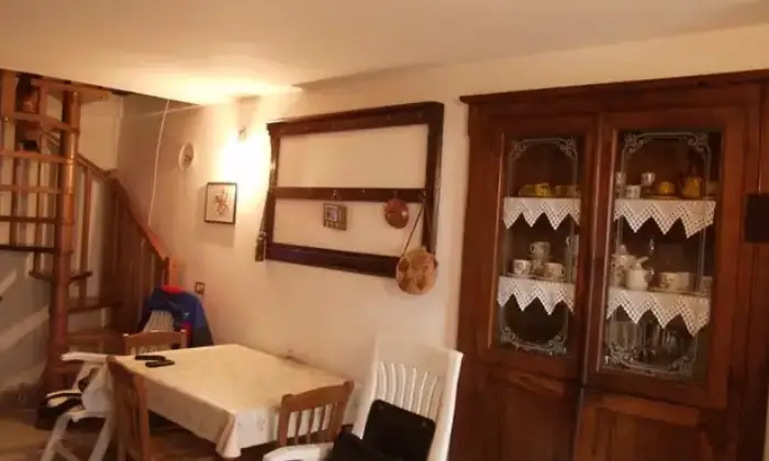 Rexer-Castel-di-Casio-Vendesi-abitazione-singola-a-Castel-di-casio-BO-Salone