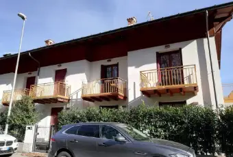 Rexer-Como-Trilocale-via-Paraviso-Lanzo-DIntelvi-Alta-Valle-Intelvi-Garage