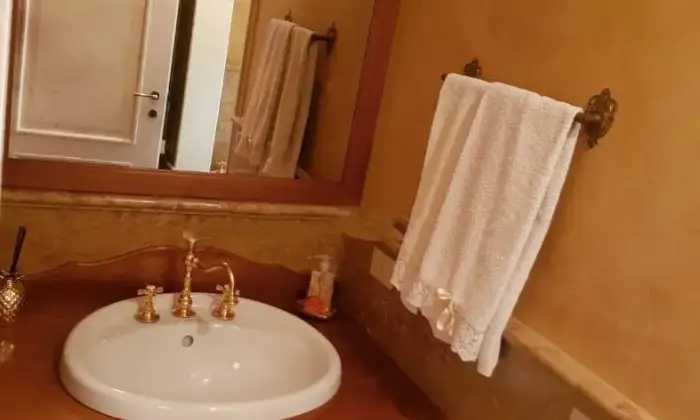 Rexer-Bondeno-Villa-unifamiliare-in-vendita-in-via-Provinciale-Bondeno-Bagno