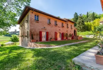 Rexer-San-Miniato-Vendesi-borgo-con-azienda-agricola-a-San-Miniato-Giardino