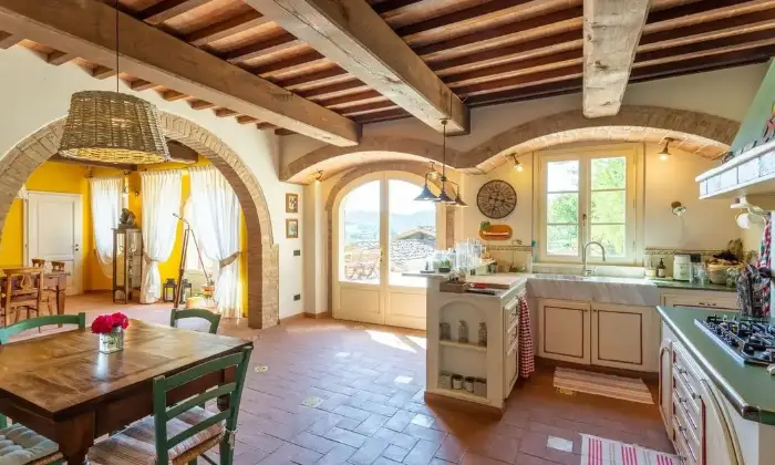 Rexer-San-Miniato-Vendesi-borgo-con-azienda-agricola-a-San-Miniato-Altro