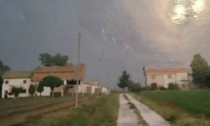 Rexer-Taglio-di-Po-Casa-colonica-via-Abruzzo-LOca-Taglio-di-Po-Terrazzo