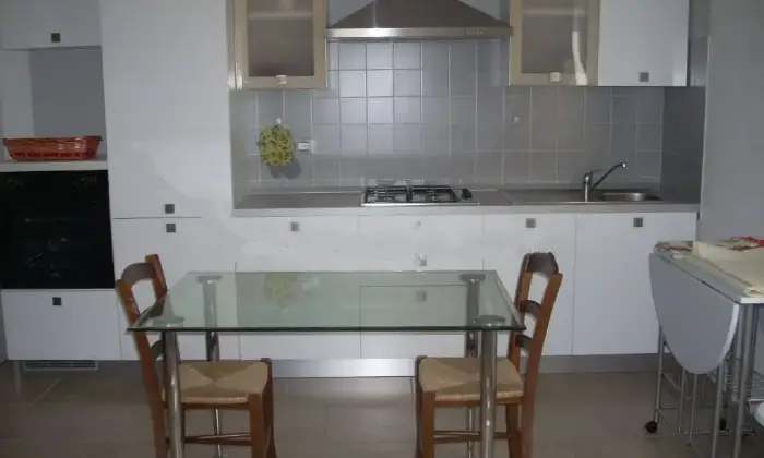 Rexer-Sommacampagna-Intero-edificio-in-vendita-in-via-Industria-a-Sommacampagna-Cucina