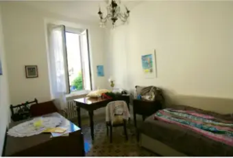 Rexer-La-Spezia-Appartamento-in-vendita-in-via-XX-Settembre-a-La-Spezia-CameraDaLetto