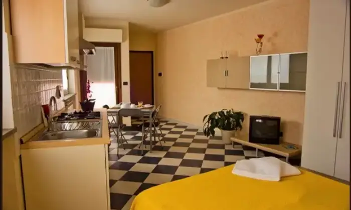 Rexer-Arezzo-MONOLOCALE-IN-CENTRO-STORICO-Cucina