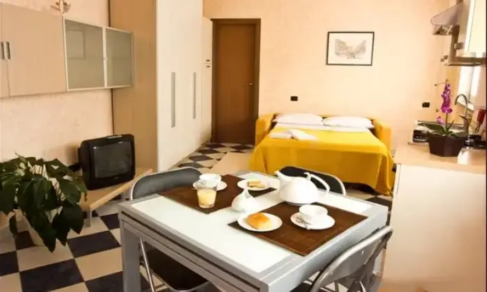 Rexer-Arezzo-MONOLOCALE-IN-CENTRO-STORICO-Salone