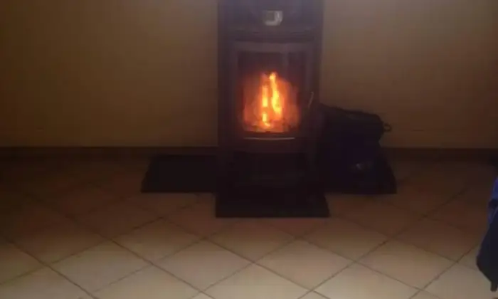 Rexer-La-Morra-Vendesi-attico-in-via-Borgata-Simane-La-Morra-Stanza