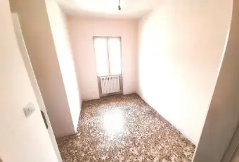 Rexer-Omegna-Vendesi-appartamento-via-Antonio-Pacinotti-Omegna-Stanza