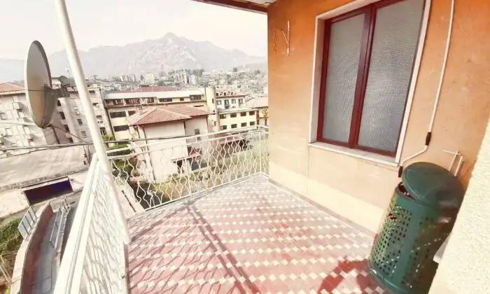 Rexer-Omegna-Vendesi-appartamento-via-Antonio-Pacinotti-Omegna-Terrazzo